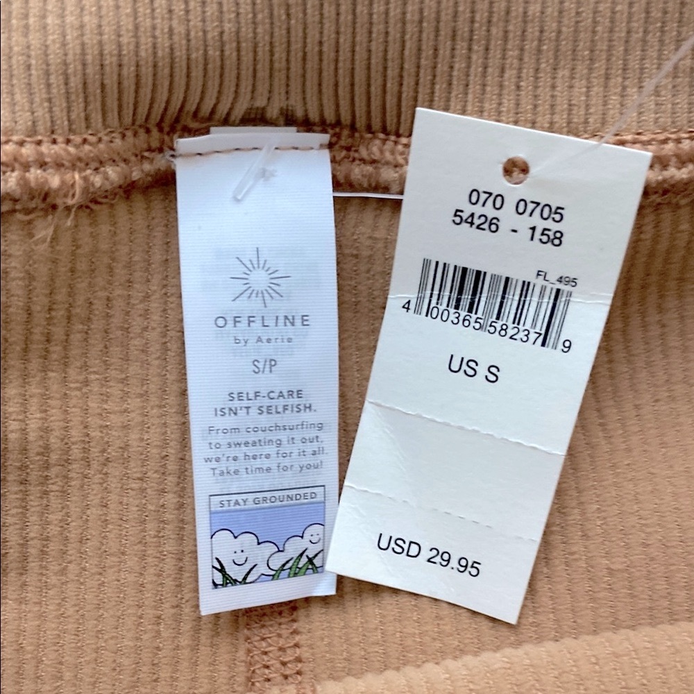 NWT Offline by aerie Brown Ribbed Shorts with White Trim - Picture 3 of 4